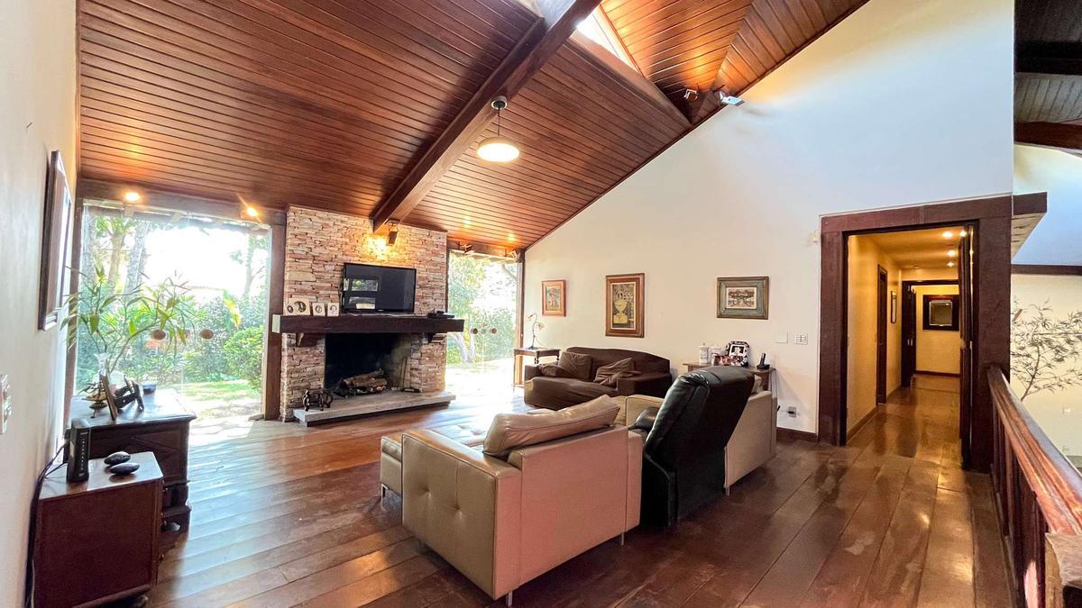 Casa, São Luiz (pampulha), 4 Quartos, 6 Vagas, 4 Suítes