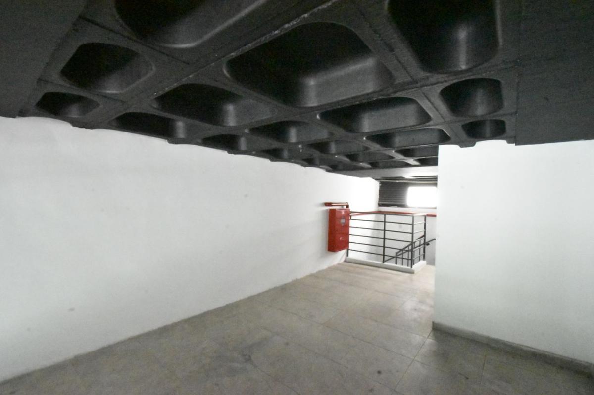Andar, São Luiz (pampulha), 0 Quarto, 1 Vaga