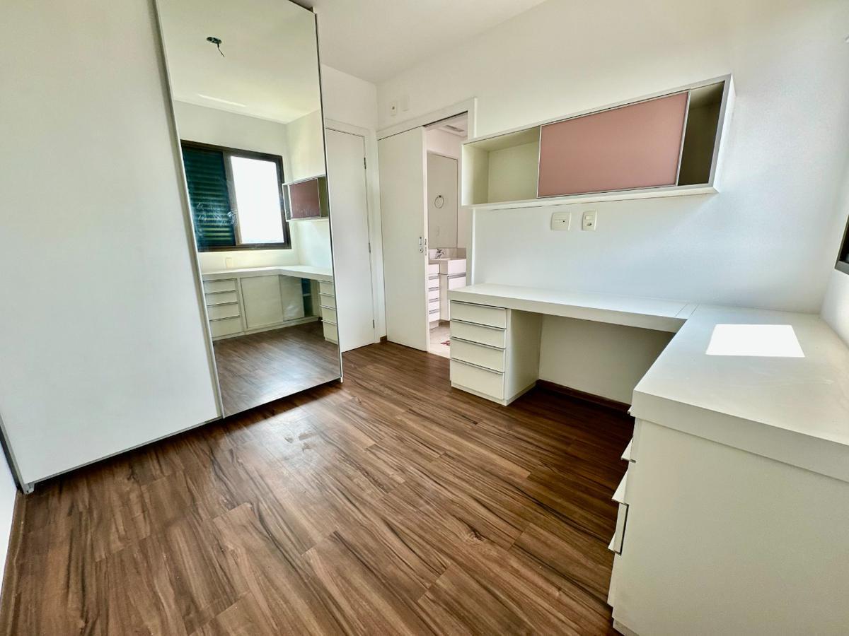 Apartamento, São José, 4 Quartos, 3 Vagas, 3 Suítes