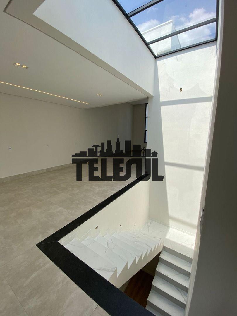 Casa, Santa Luiza, 4 Quartos, 0 Vaga, 3 Suítes