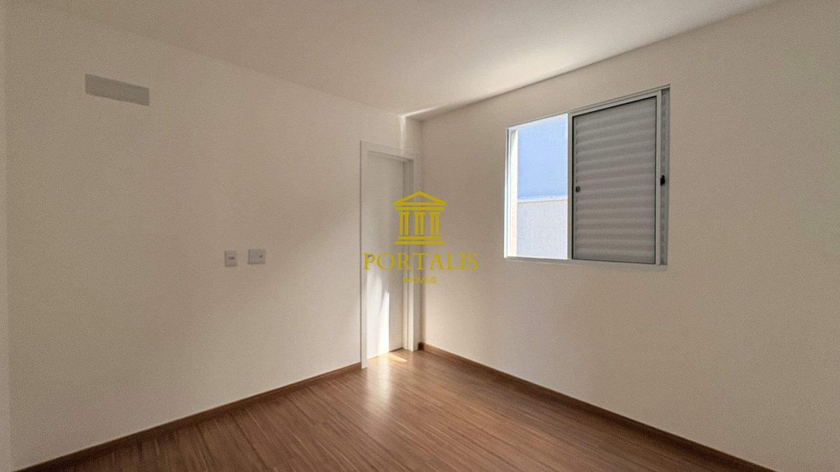 Apartamento, Vila Paris, 3 Quartos, 2 Vagas, 1 Suíte
