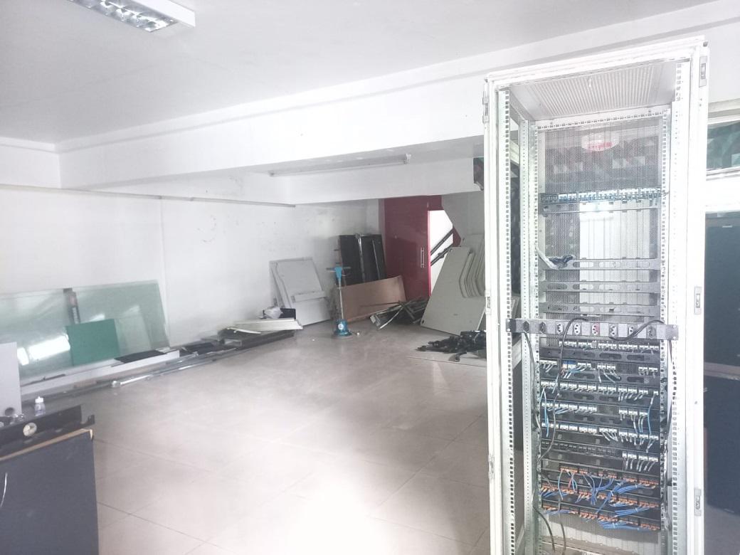 Loja, Barro Preto, 4 Vagas