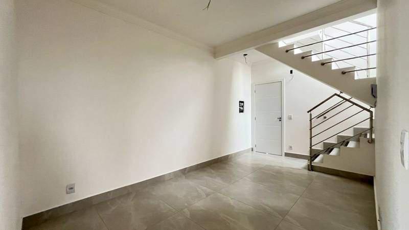 Cobertura, Santa Rosa, 3 Quartos, 2 Vagas, 1 Suíte