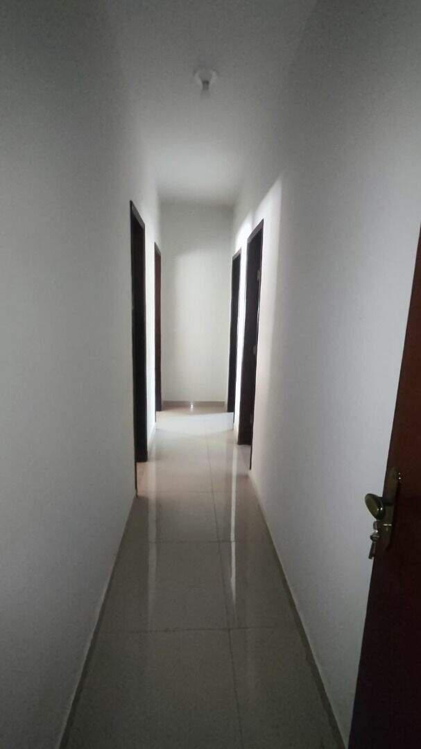 Casa, Centro, 4 Quartos, 5 Vagas, 1 Suíte