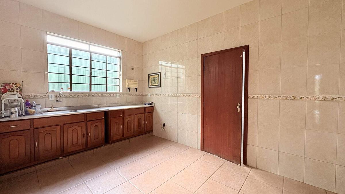 Casa, Santa Mônica, 4 Quartos, 3 Vagas
