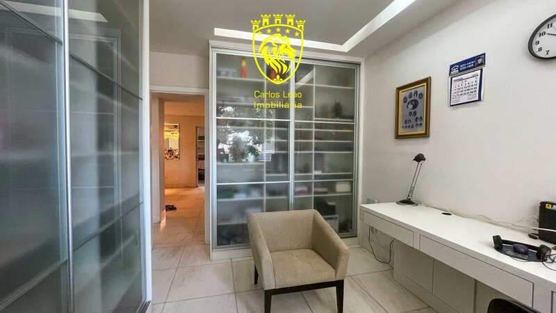 Casa, Vila Paris, 6 Quartos, 7 Vagas, 2 Suítes