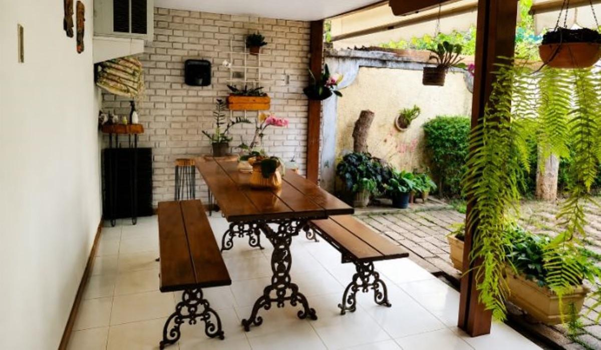 Casa, Luxemburgo, 5 Quartos, 4 Vagas, 2 Suítes