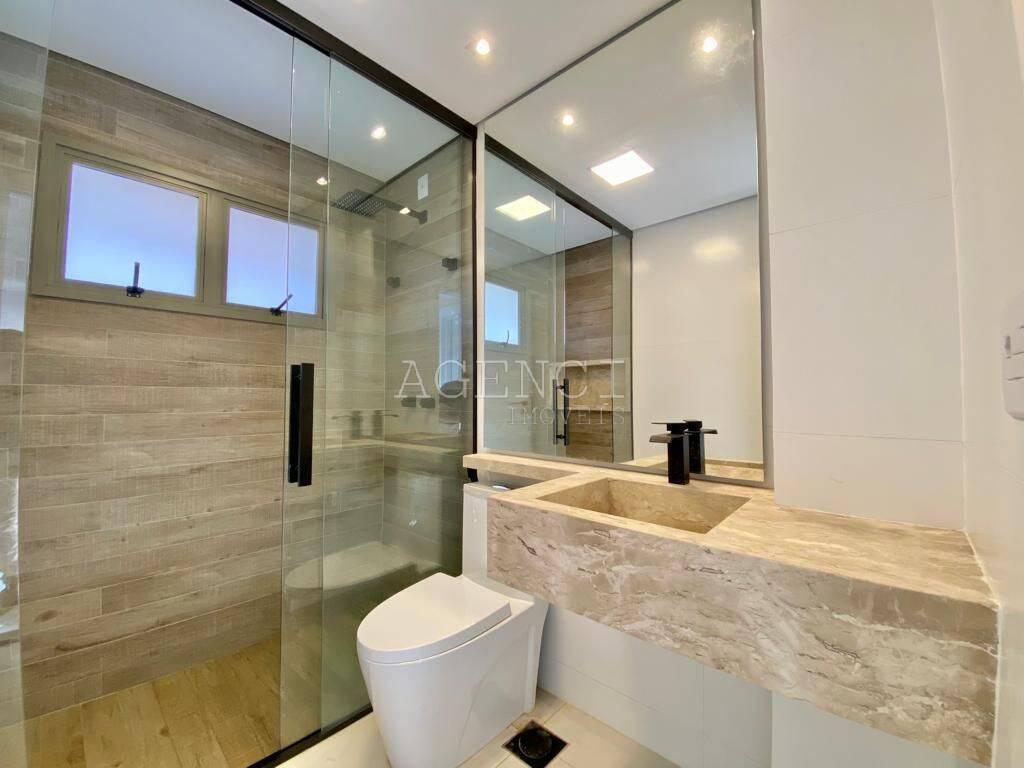 Casa, Alphaville - Lagoa dos Ingleses, 5 Quartos, 0 Vaga, 1 Suíte
