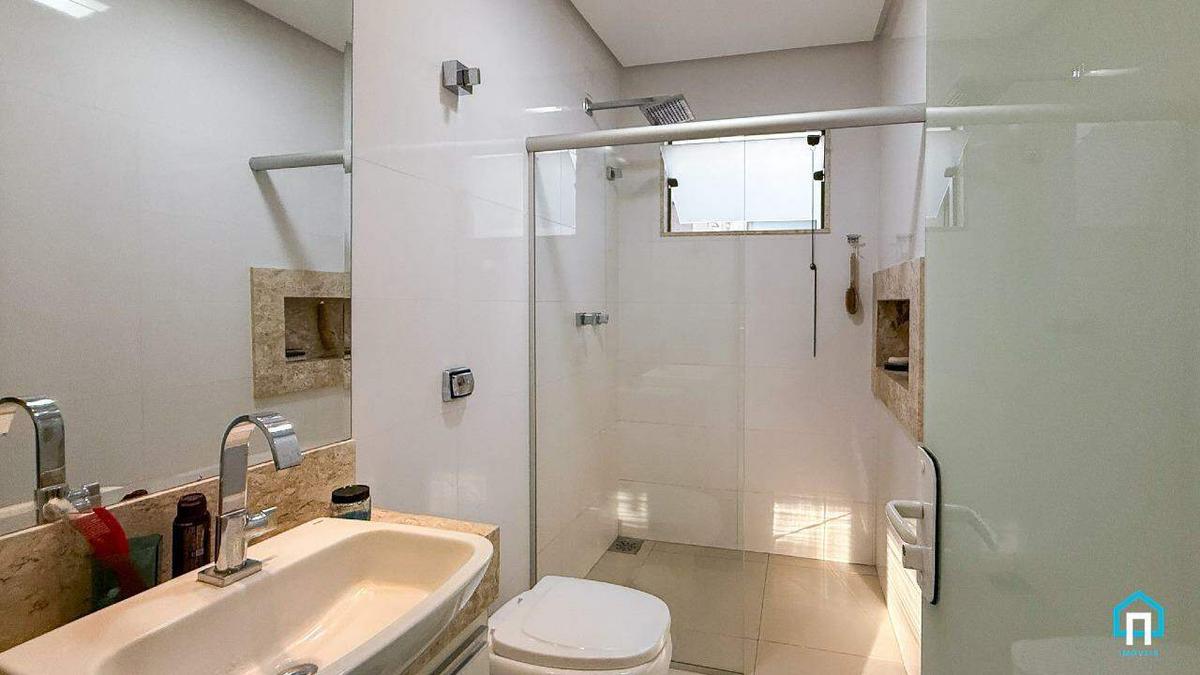 Casa, Centro, 4 Quartos, 4 Vagas, 2 Suítes
