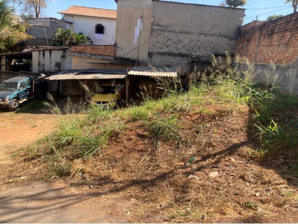 Lote, Santa Mônica, 0 Quarto, 0 Vaga
