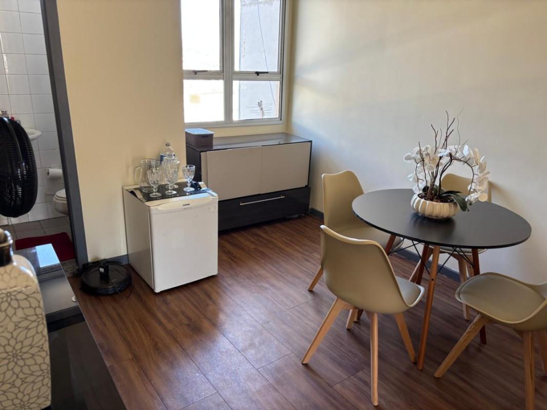 Sala, Estoril, 0 Quarto, 1 Vaga