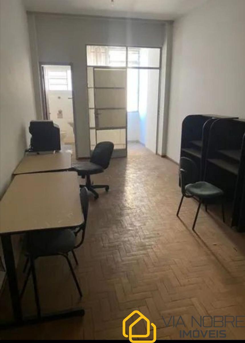 Sala, Centro