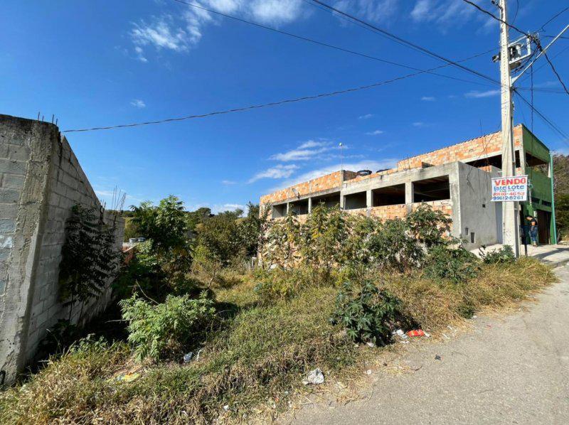 Lote, Cascata, 0 Quarto, 0 Vaga