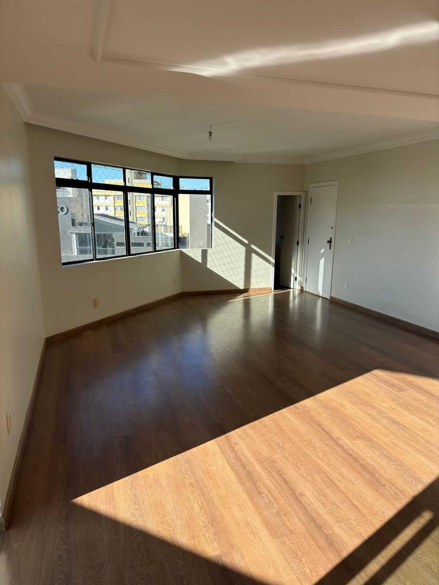 Apartamento, Sion, 2 Quartos, 3 Vagas, 2 Suítes