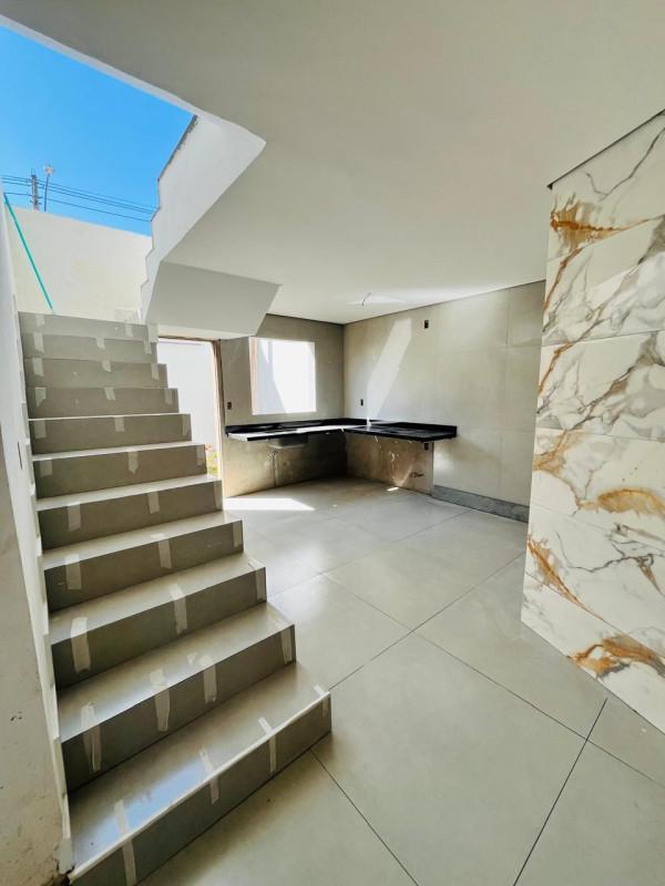 Casa, Monte Verde, 2 Quartos, 1 Vaga, 1 Suíte