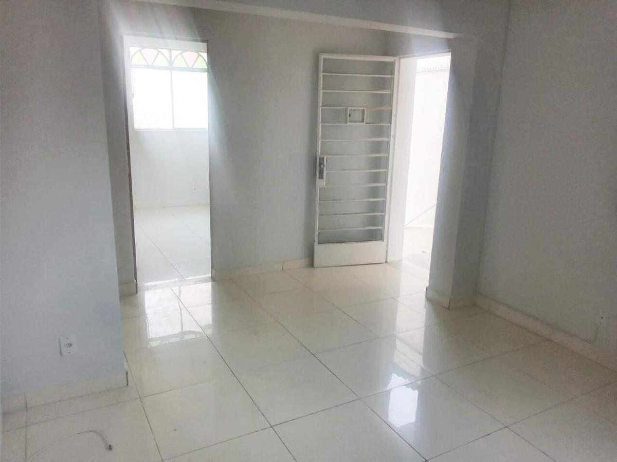 Apartamento, Sagrada Família, 2 Quartos, 0 Vaga