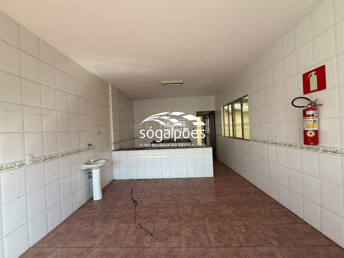 Galpão, Campina Verde, 2 Vagas