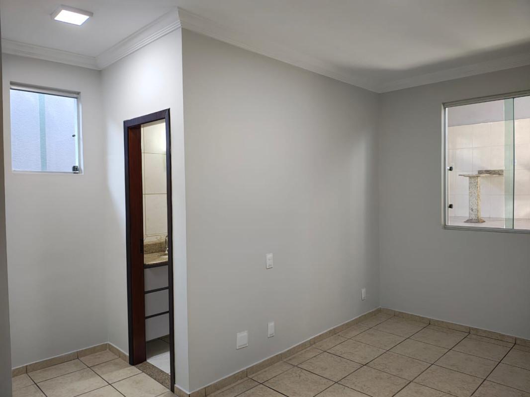 Casa, Santa Mônica, 3 Quartos, 2 Vagas, 1 Suíte