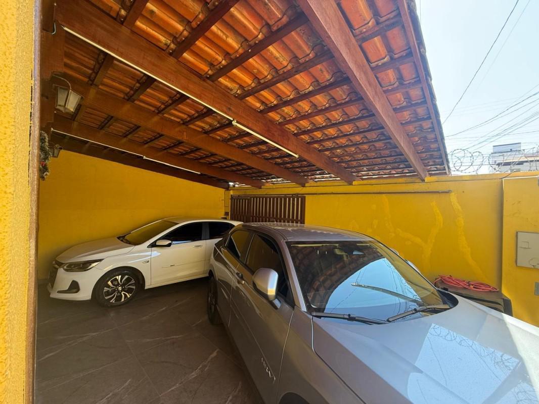 Casa, Jardim Riacho das Pedras, 3 Quartos, 2 Vagas, 1 Suíte