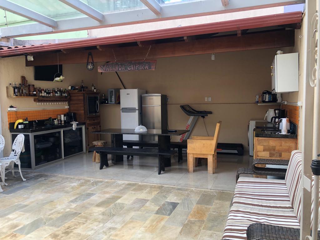 Casa, Serrano, 3 Quartos, 4 Vagas, 1 Suíte