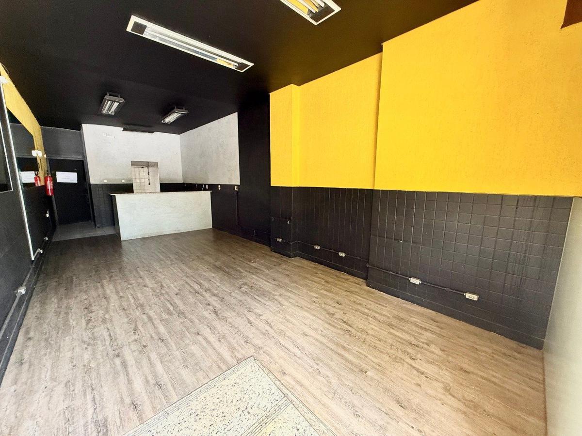 Andar, São José, 0 Quarto, 1 Vaga