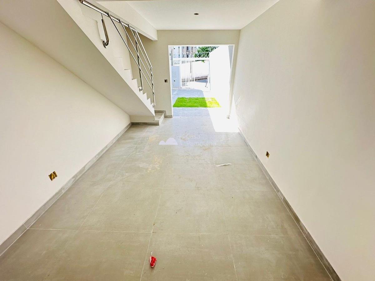 Casa, Planalto, 2 Quartos, 1 Vaga, 1 Suíte