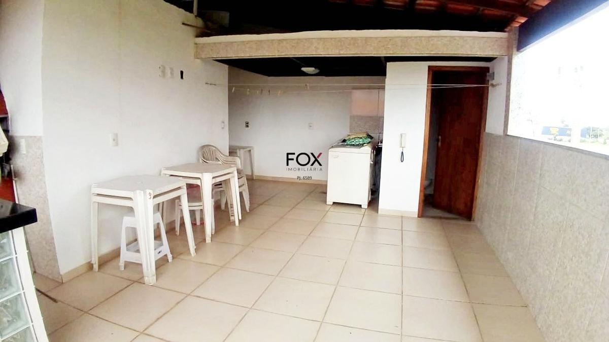Casa, Camargos, 4 Quartos, 5 Vagas, 2 Suítes