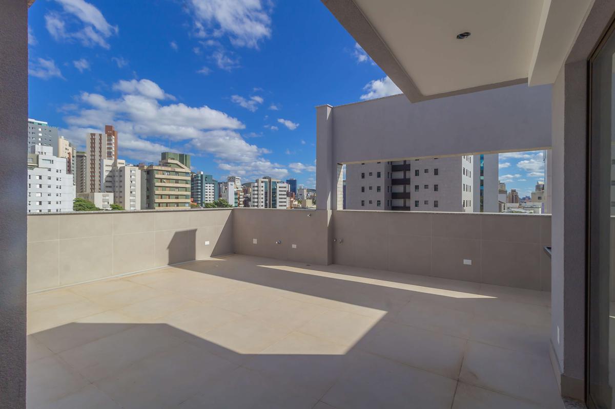 Cobertura, Serra, 3 Quartos, 2 Vagas, 1 Suíte