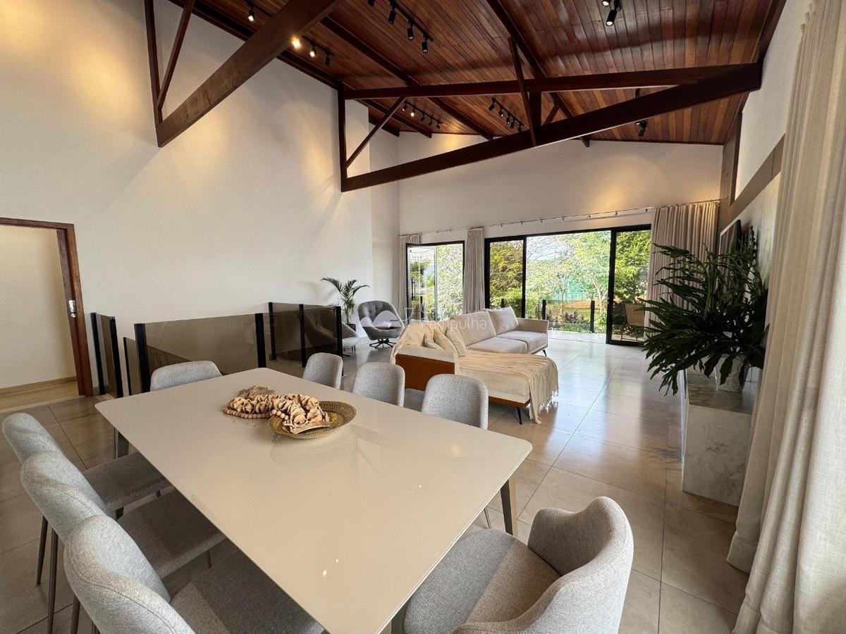 Casa, Portal do Sol, 4 Quartos, 8 Vagas, 2 Suítes