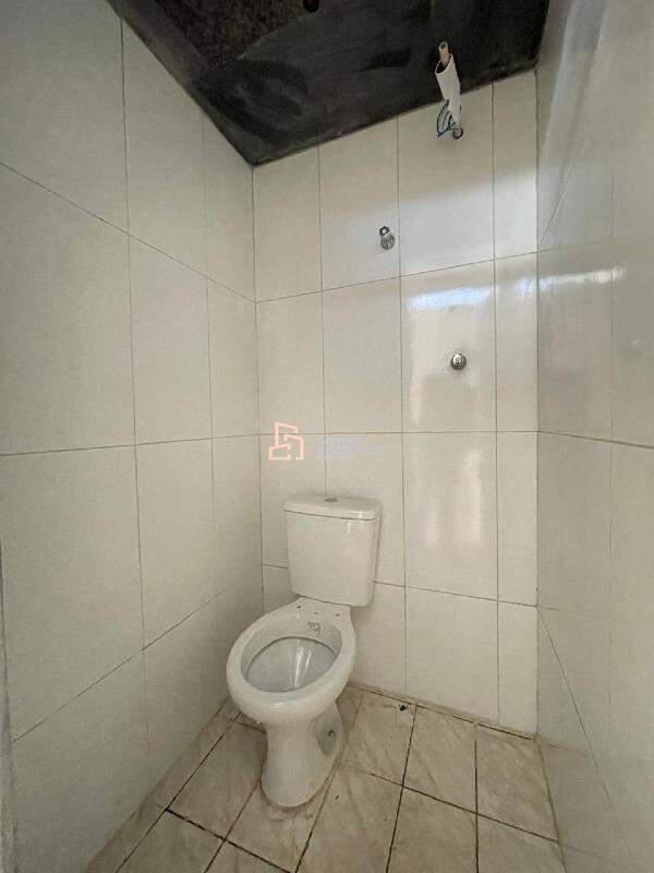Casa, Santa Terezinha, 1 Quarto, 3 Vagas