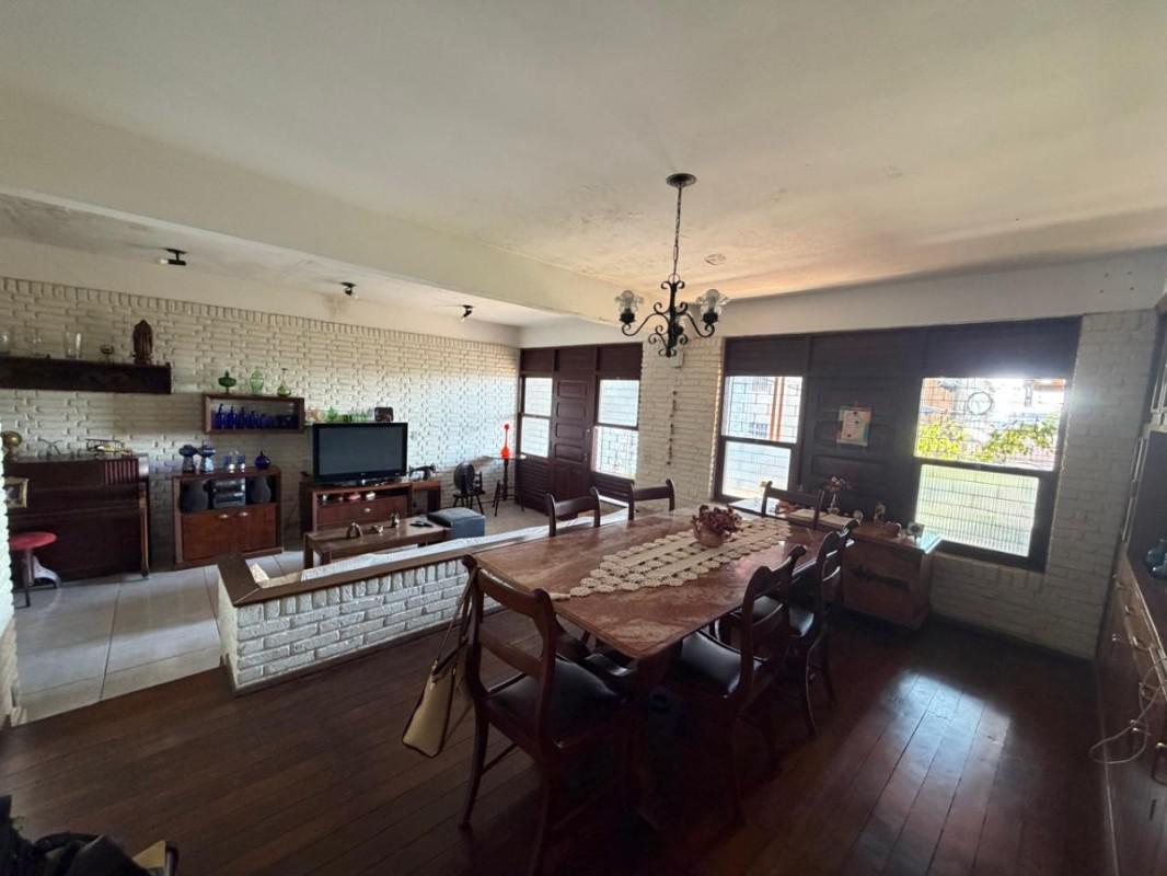 Casa, São Lucas, 3 Quartos, 2 Vagas, 1 Suíte
