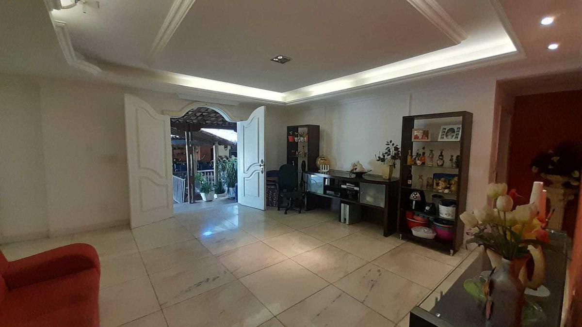 Casa, Palmeiras, 3 Quartos, 8 Vagas, 2 Suítes