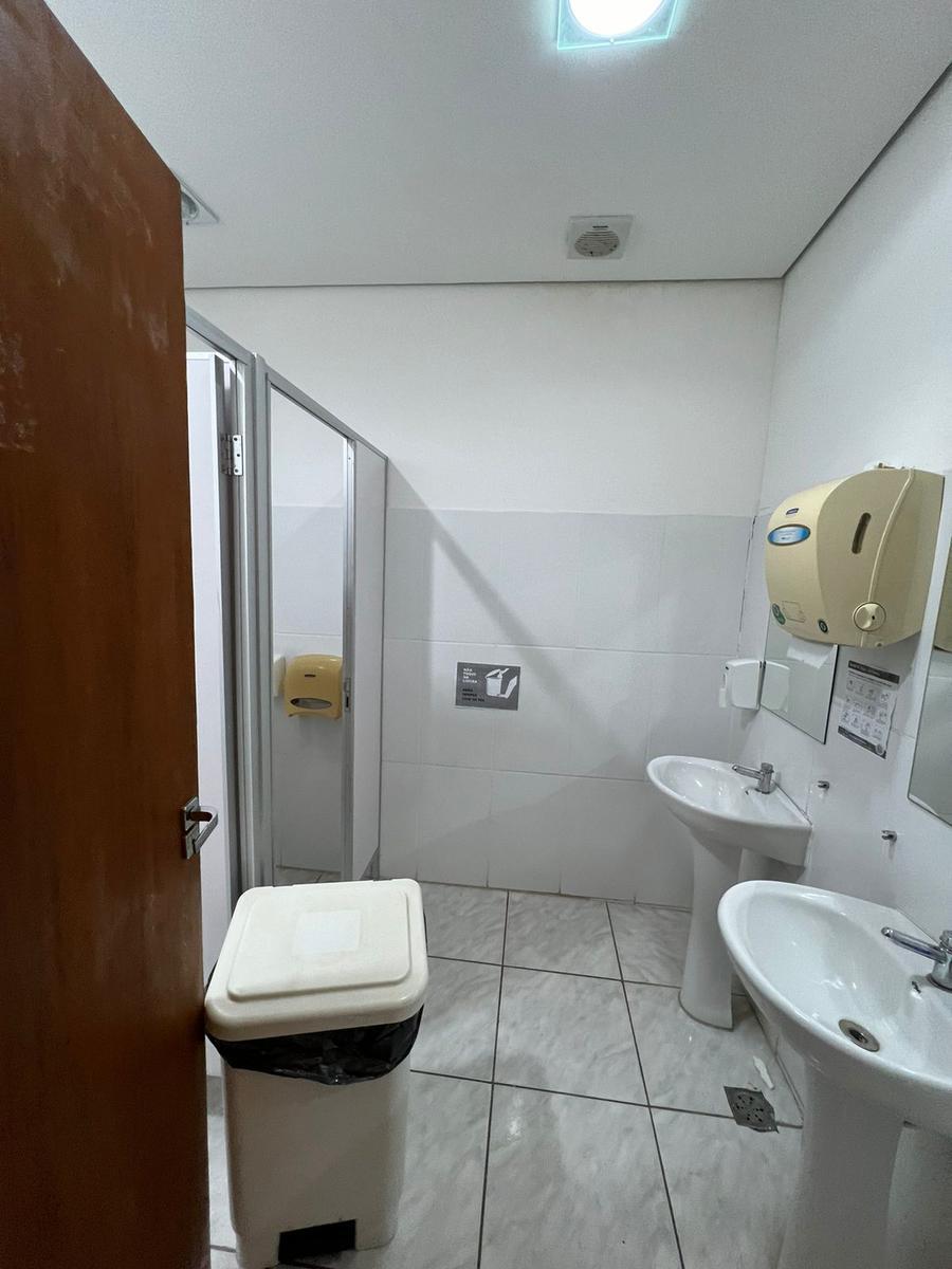 Andar, Estoril, 0 Quarto, 17 Vagas