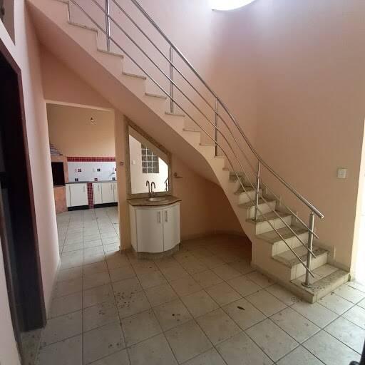 Casa, Universitário, 4 Quartos, 3 Vagas, 1 Suíte
