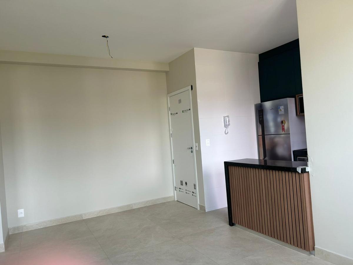 Apartamento, Serra, 2 Quartos, 2 Vagas, 1 Suíte