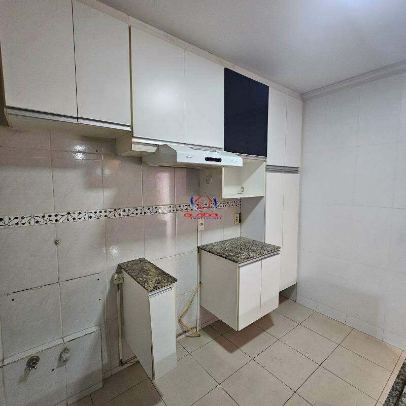 Área Privativa, Cabral, 2 Quartos, 1 Vaga