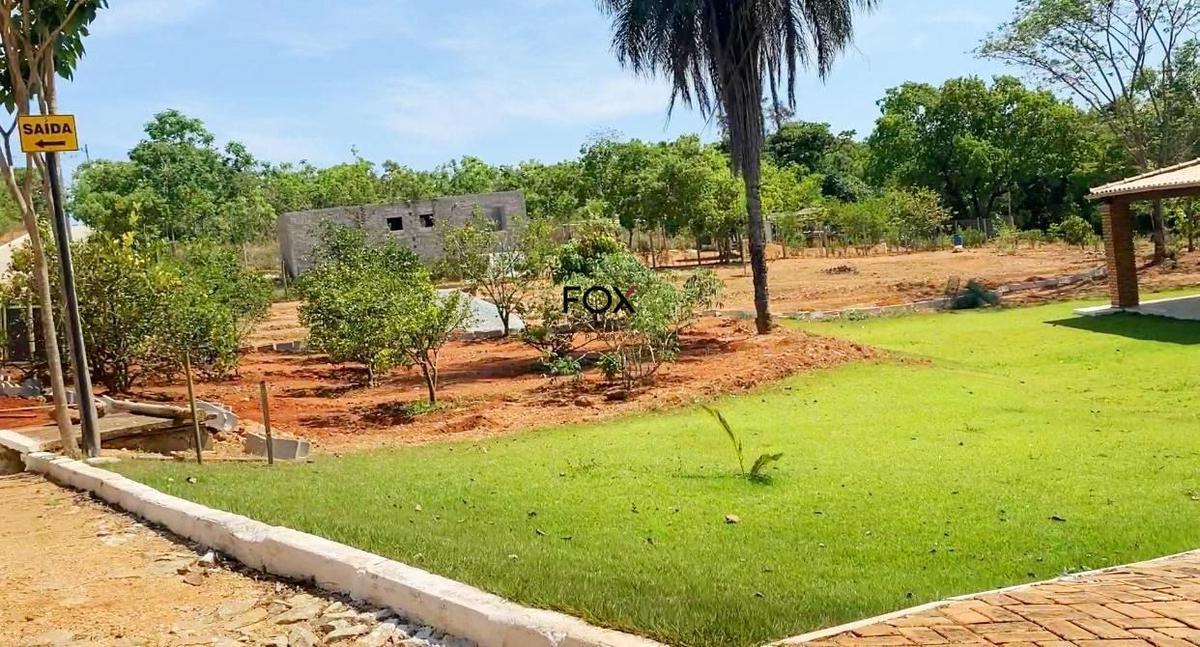 Lote, Centro, 0 Quarto, 0 Vaga