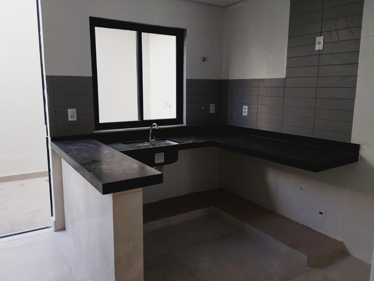 Casa, Itapoã, 3 Quartos, 2 Vagas, 1 Suíte