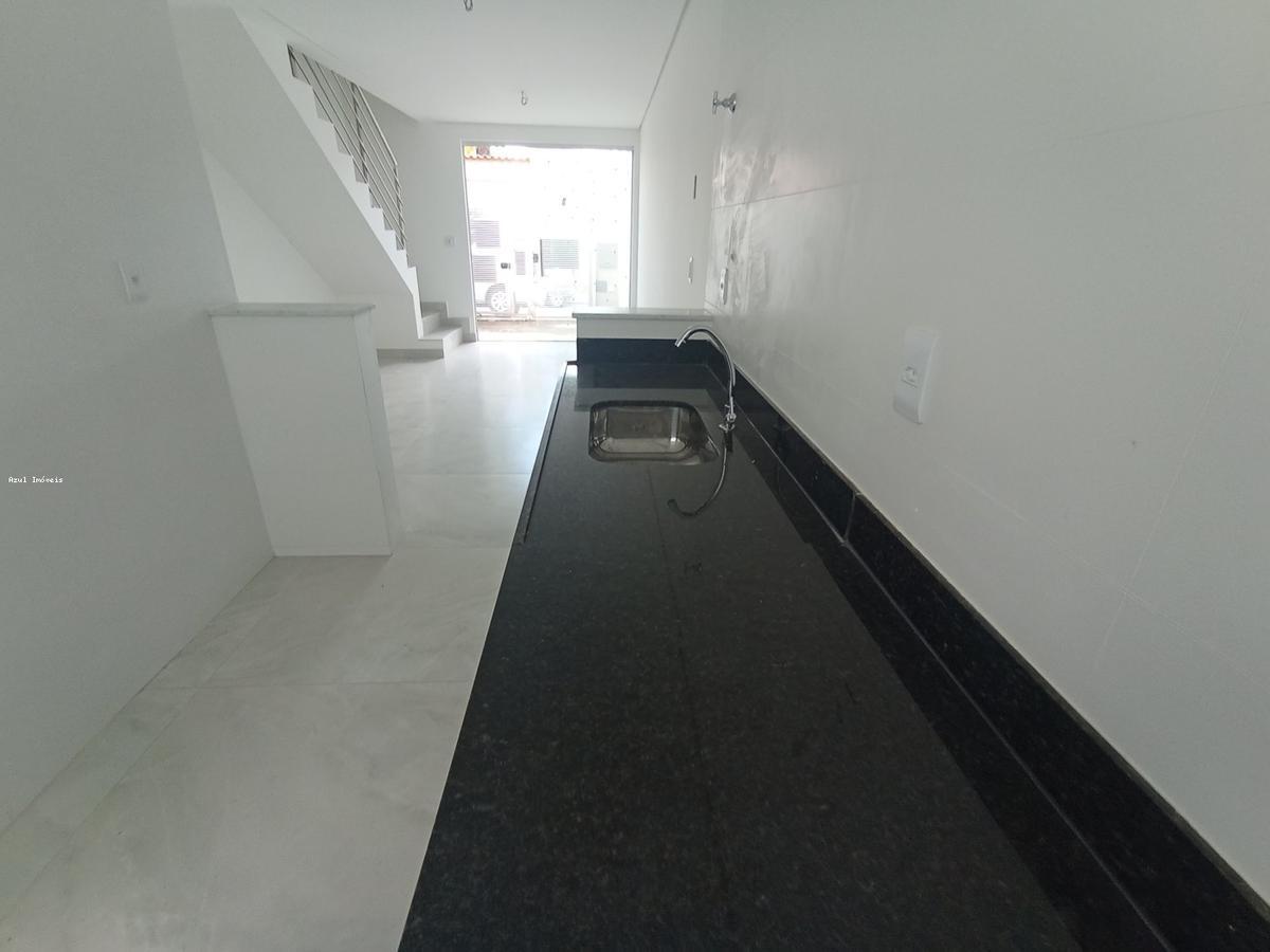 Casa, Planalto, 2 Quartos, 1 Vaga, 2 Suítes