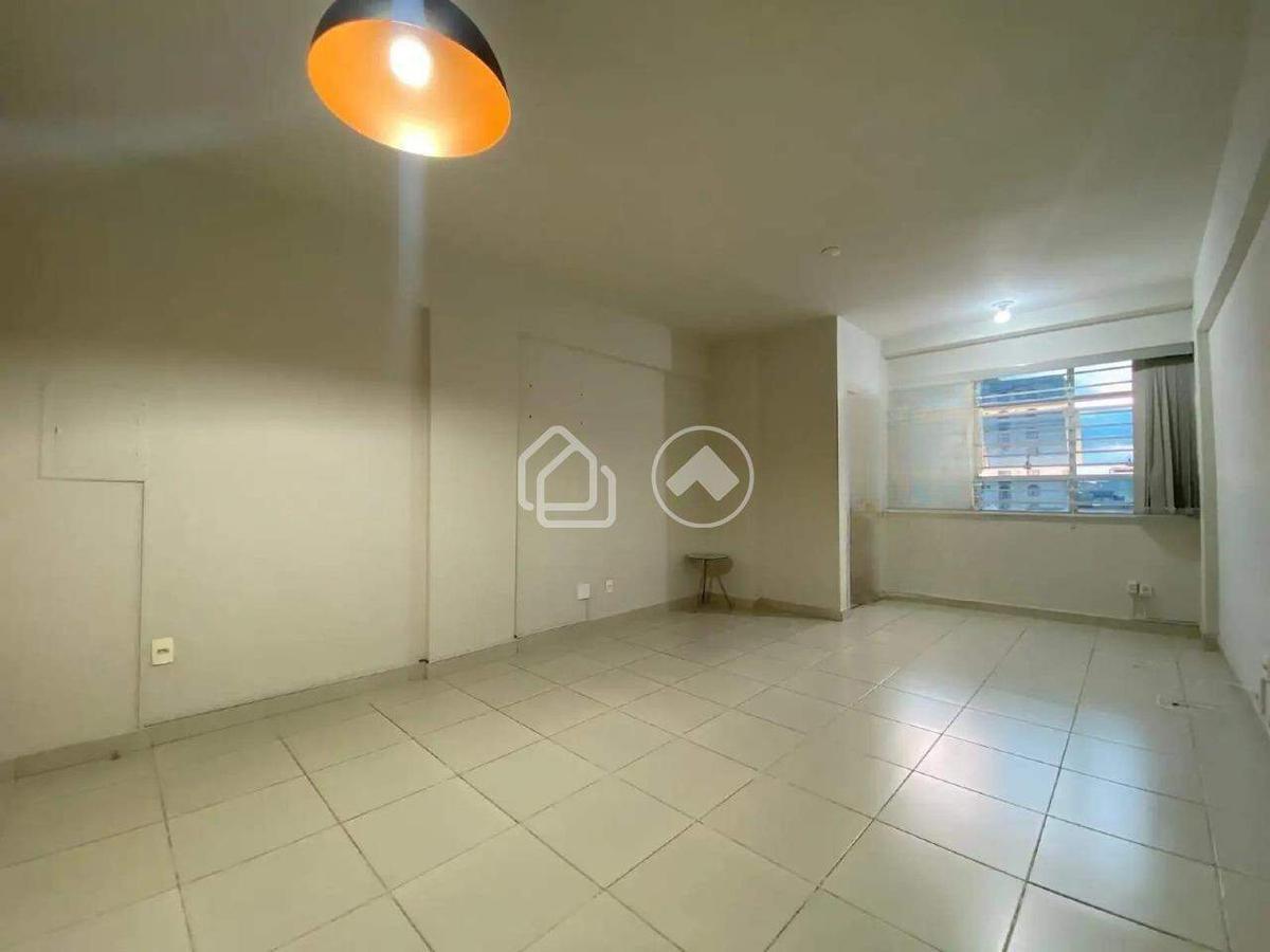 Sala, Padre Eustáquio