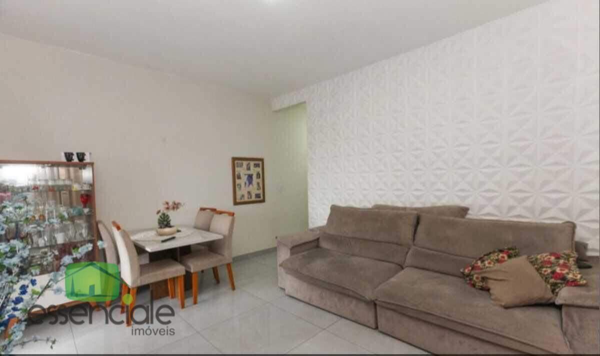 Casa, Industrial, 3 Quartos, 4 Vagas, 1 Suíte
