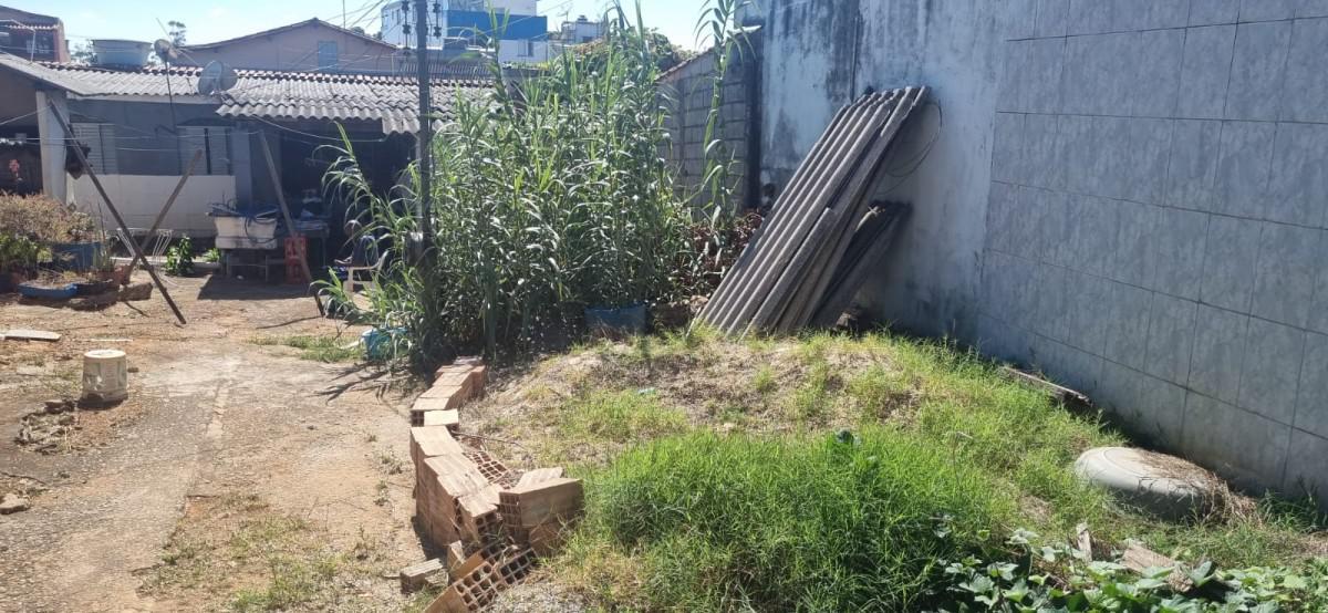 Lote, Monte Castelo, 0 Quarto, 0 Vaga