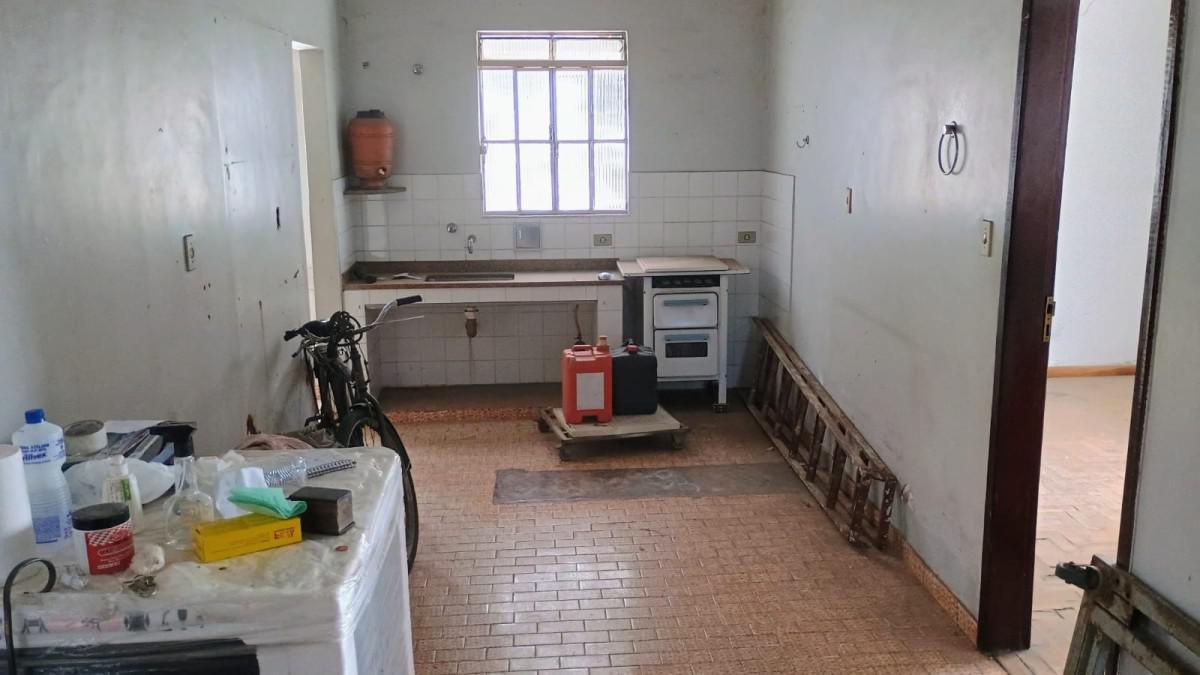 Casa, Centro, 3 Quartos, 2 Vagas