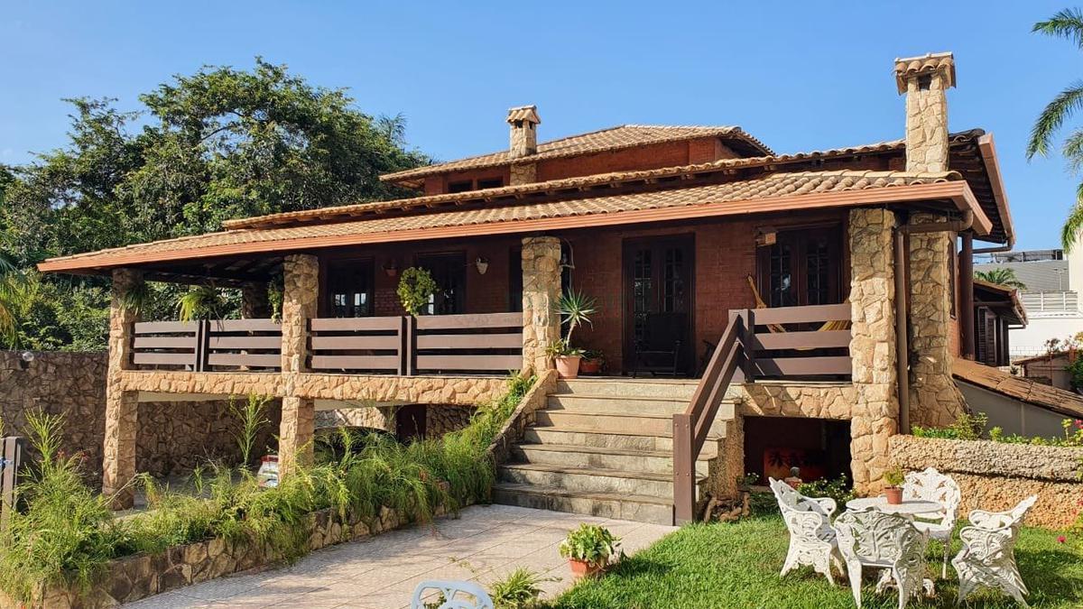 Casa, São Luiz (pampulha), 6 Quartos, 10 Vagas, 3 Suítes