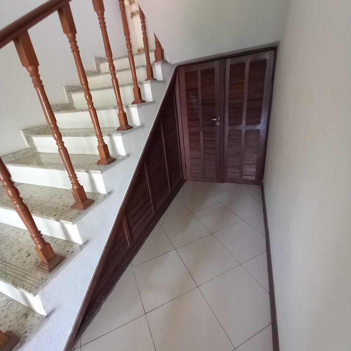 Casa, Santa Terezinha, 3 Quartos, 2 Vagas, 1 Suíte