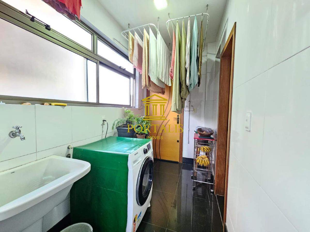 Apartamento, Santa Rosa, 4 Quartos, 2 Vagas, 3 Suítes