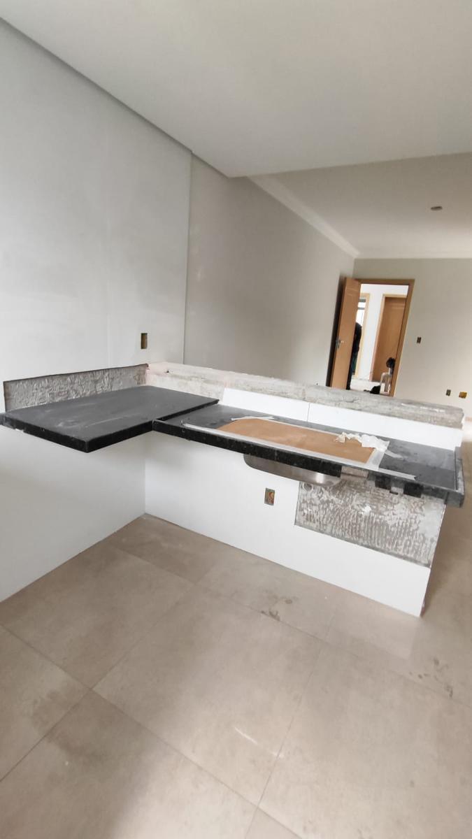 Apartamento, Santa Terezinha, 2 Quartos, 1 Vaga