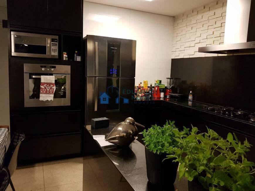 Casa, Santa Lúcia, 4 Quartos, 4 Vagas, 2 Suítes