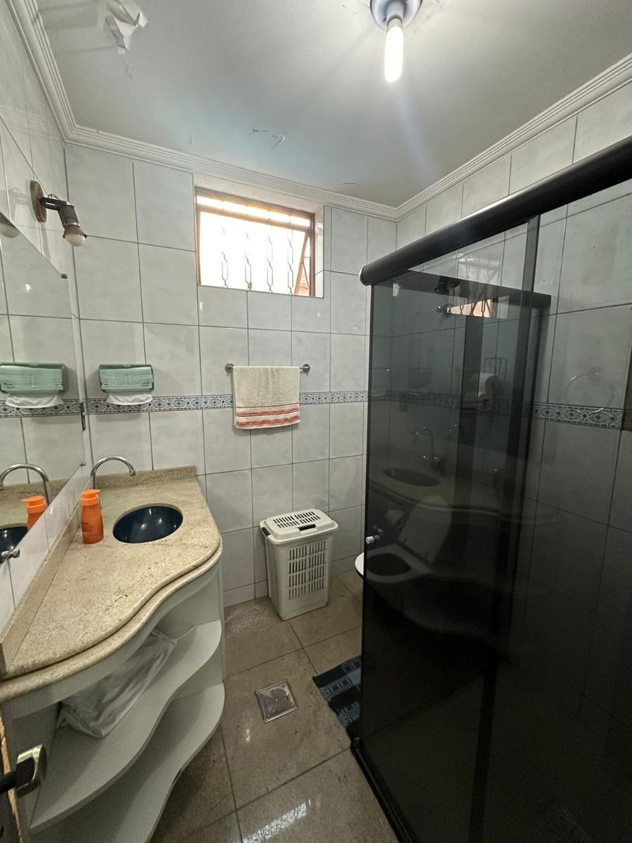 Casa, Santa Cruz, 4 Quartos, 4 Vagas, 2 Suítes