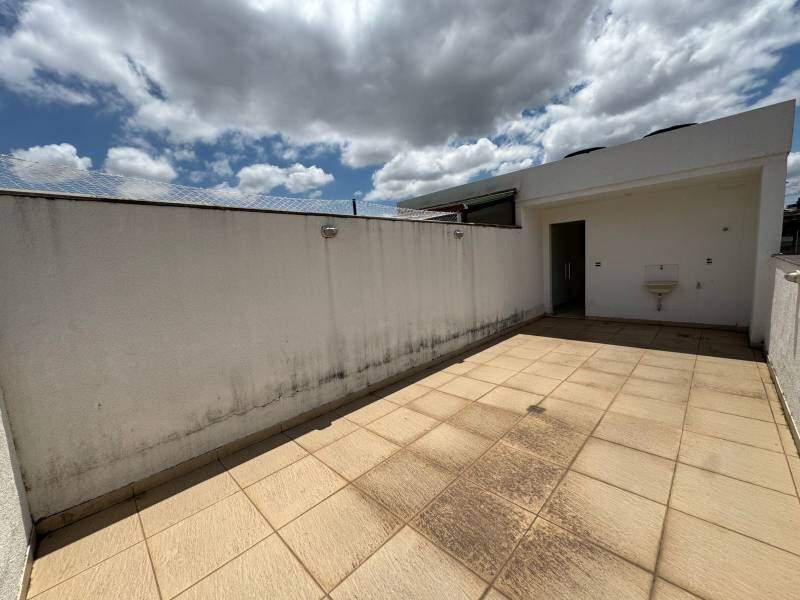 Cobertura, Concórdia, 2 Quartos, 2 Vagas, 1 Suíte